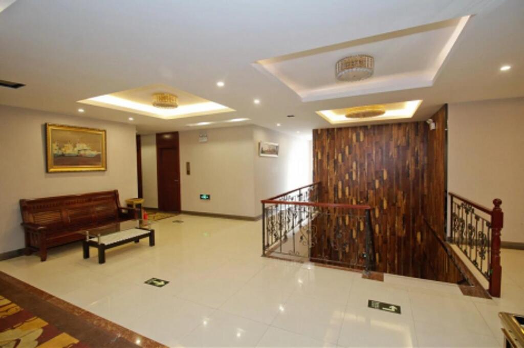 Хэфэй: Elan Inn Hefei University of Technology Feicui Lake Campus Metro Station