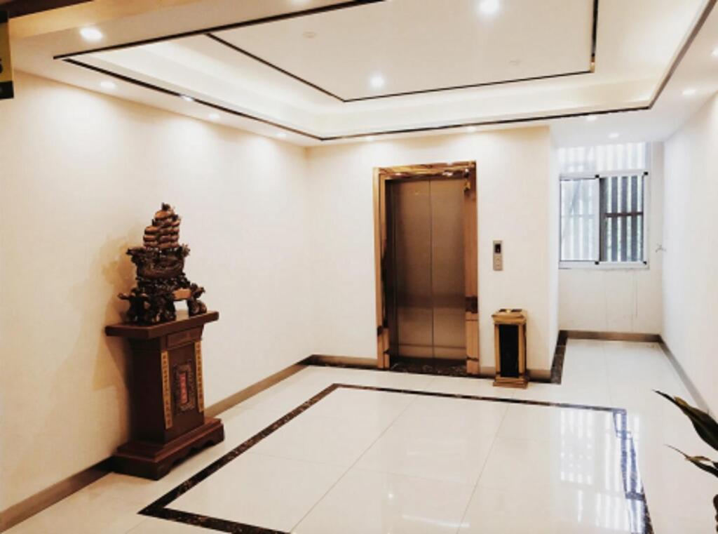 Хэфэй: Elan Inn Hefei University of Technology Feicui Lake Campus Metro Station