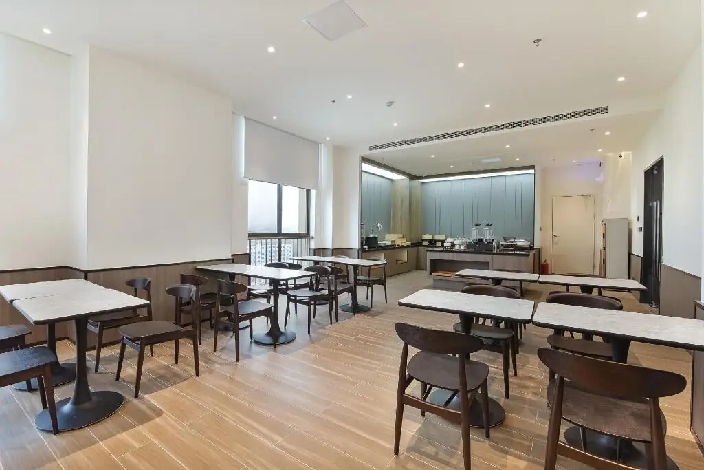 Хэфэй: Hanting Hotel Hefei Binhu Convention and Exhibition Center