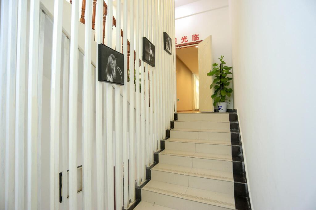 Наньчан: Elan Inn Nanchang Honggutan Xuefu Avenue East Metro Station