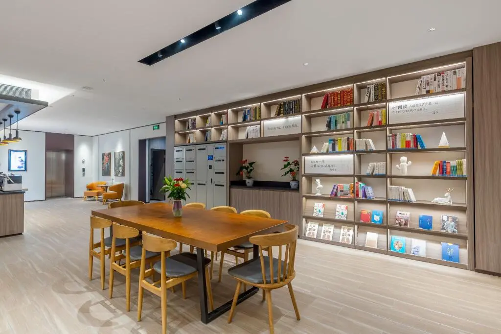 Цзинань: Hanting Hotel Jinan Jingqi Road Harmony Plaza