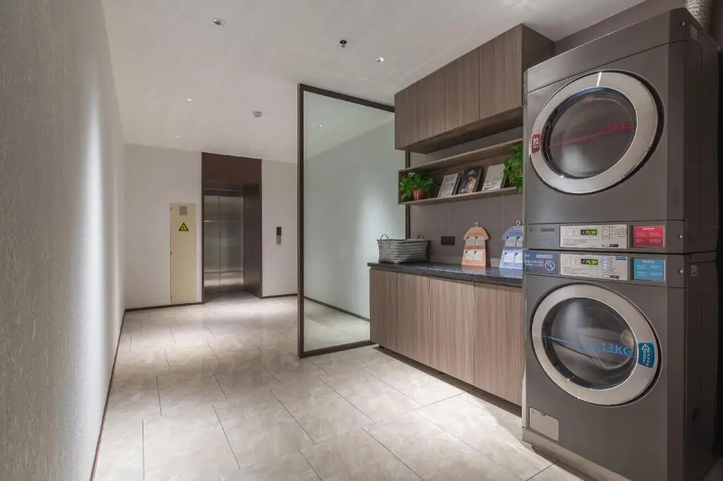 Цзинань: Hanting Hotel Jinan Jingqi Road Harmony Plaza