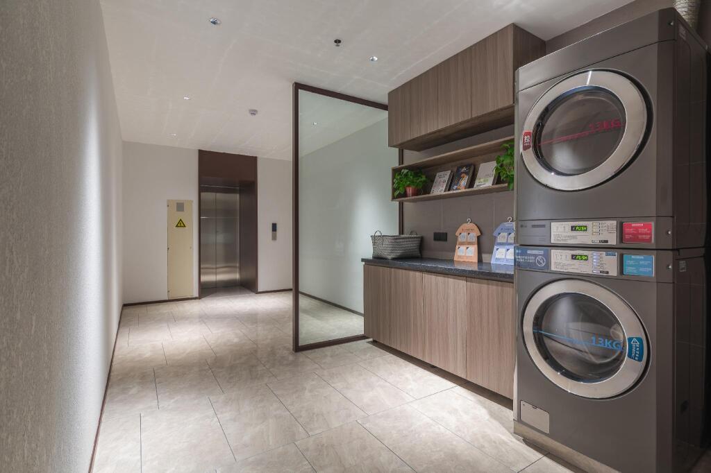 Цзинань: Hanting Hotel Jinan Jingqi Road Harmony Plaza