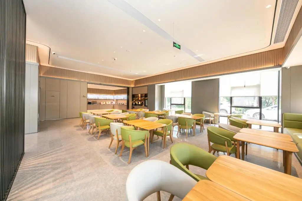 Ханчжоу: Ji Hotel Hangzhou Yunqi Town Convention and Exhibition Center