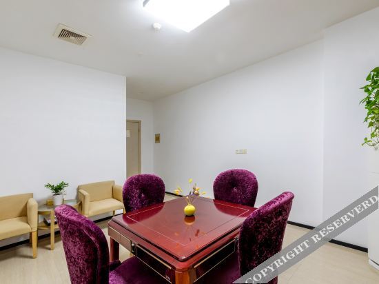 Уси: Elan Inn Jiangyin Huashi Town Feima Shuicheng