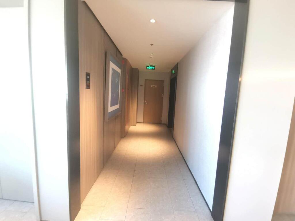 Шанхай: Ji Hotel Shanghai People's Square Chengdu North Road