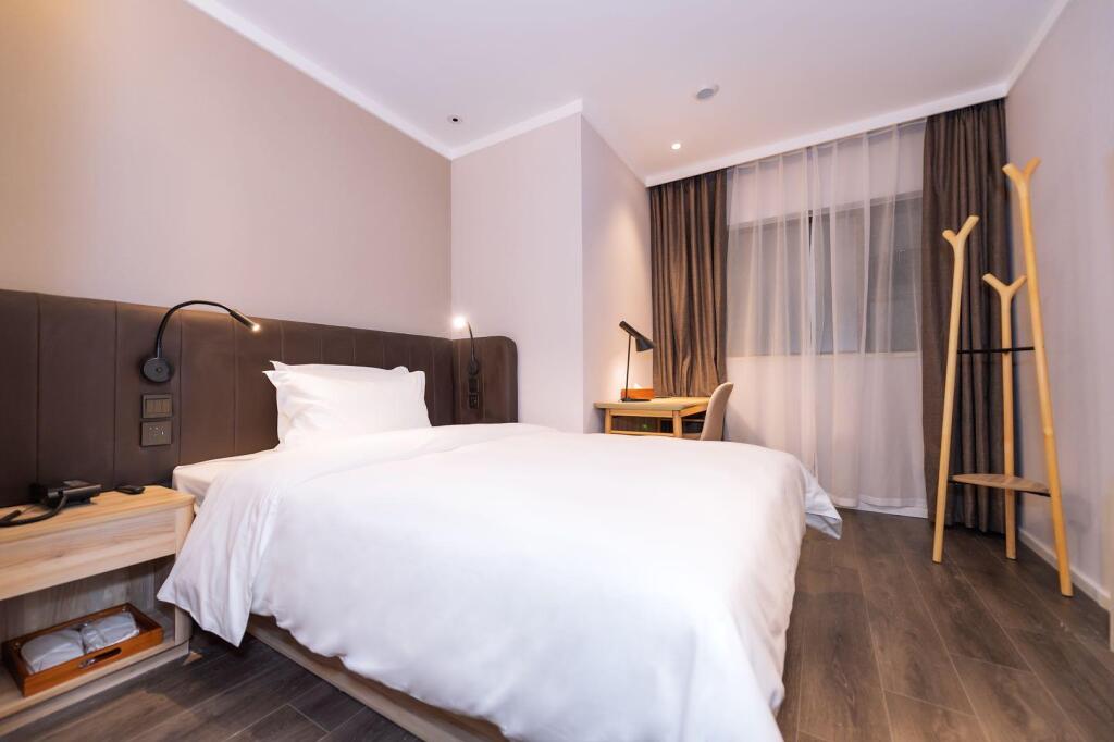 Чэнду: Hanting Premium Hotel Chengdu Chunxi Taikoo Li New Store