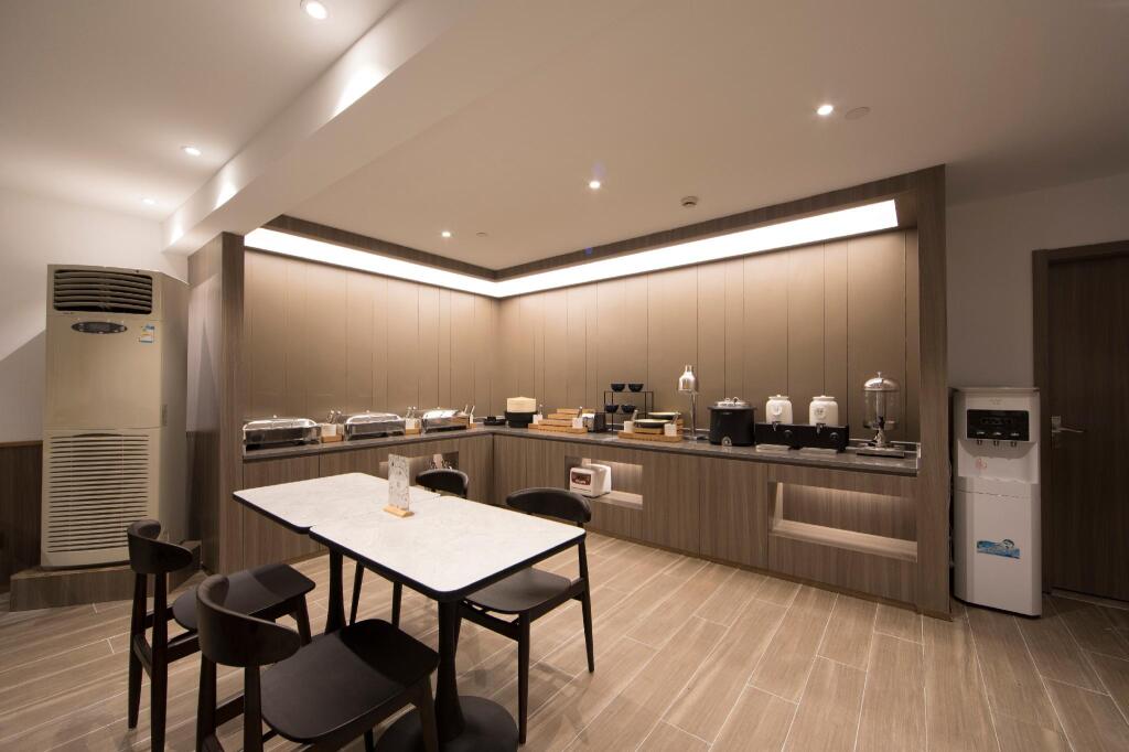 Шанхай: Hanting Hotel Shanghai World Expo West High-Tech Road
