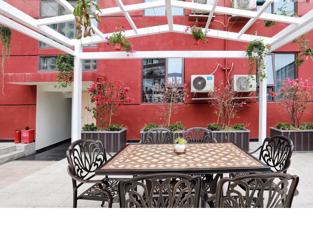 Чэнду: Elan Inn Chengdu Longquanyi Metro Station