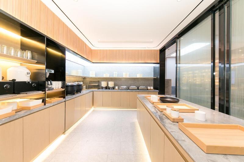 Циндао: Ji Hotel Qingdao Shandong Road Mixc