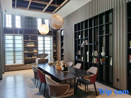 Цзясинь: Atour Hotel Jiaxing Haiyan Haifeng Road