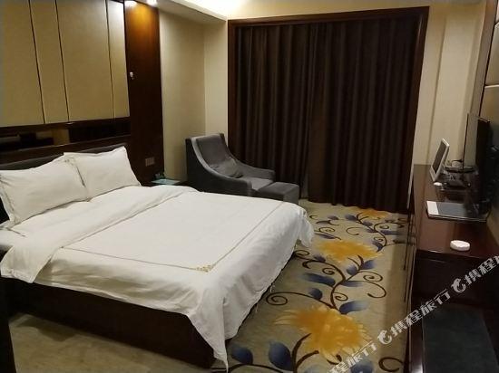 Вувэй: Century Hotel (Wuwei Passenger Transport Center)