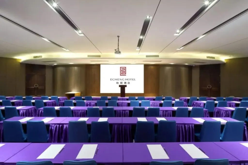 Лючжоу: Liuzhou InTime City Echeng Hotel