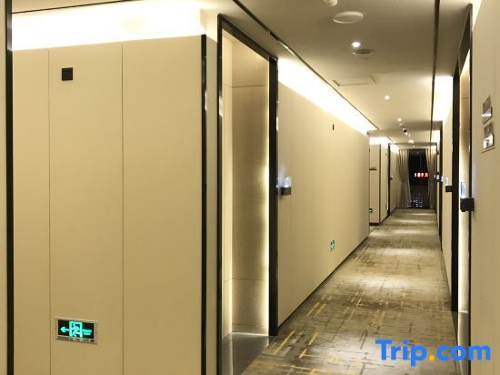 Фошань: Tianguo Light Luxury Apartment Hotel (Foshan Dali Linli Square)