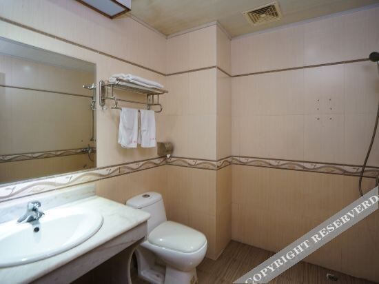 Дунгуань: Yinxing Business Hotel
