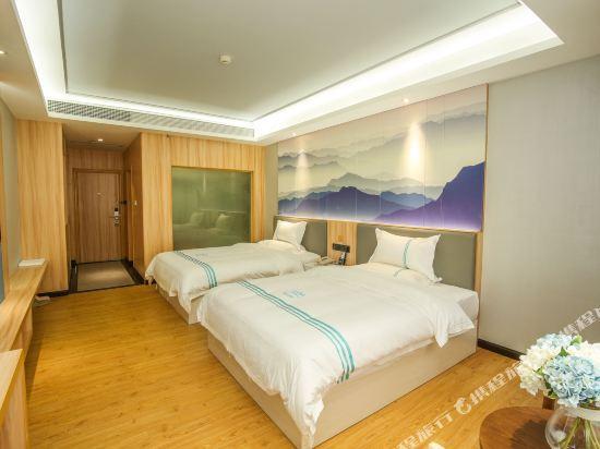 Хайкоу: Xinghu Peninsula Hotel (Kouriyue Duty Free Shop)