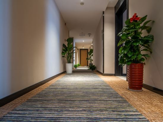 Наньтун: Greentree Inn Hotel (Nantong University Xingguangyao Plaza Store)