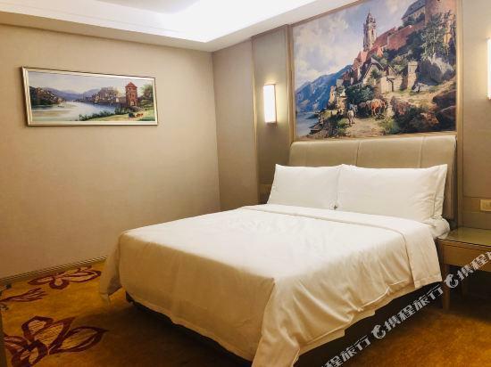 Цзюцзян: Vienna International Hotel (Jiujiang International Automobile City, Development Zone Management Comm