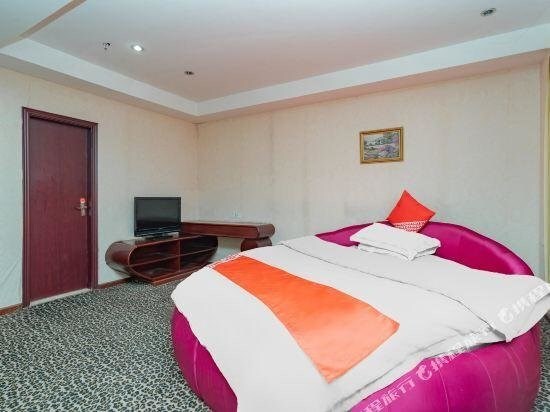 Чунцин: Chongqing Yuefeng Hotel