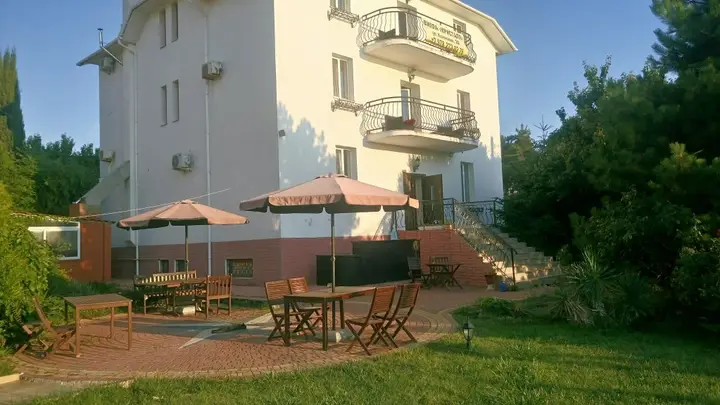 Севастополь: Гостевой дом Villa Crystal