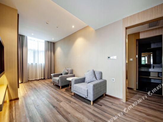 Чаочжоу: CHEERMAY HOTELS(Chaozhou ancient town people's Square)
