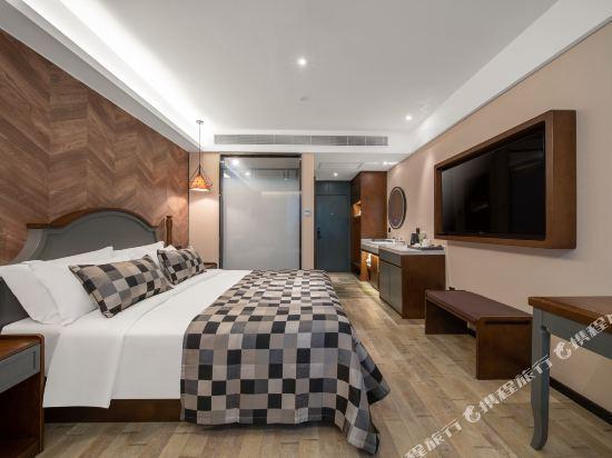 Цзинань: Mehood Theater Hotel (Jinan Quancheng Square)