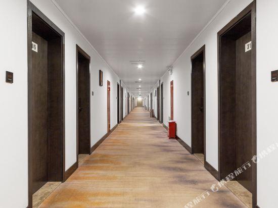 Куньмин: Kun Ming Rui Feng Hotel