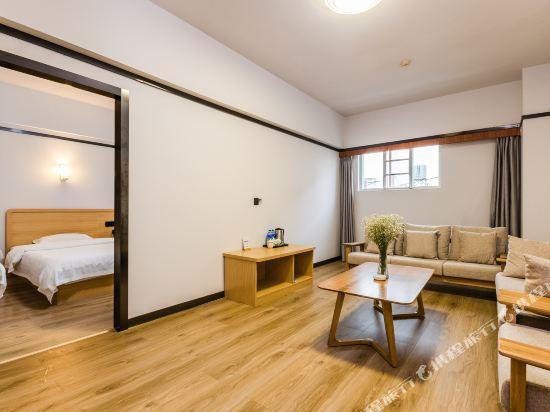 Kun Ming Rui Feng Hotel — фото 1