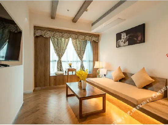 Хайкоу: Ziyou Island Hotel (Riyue Plaza, Haikou)