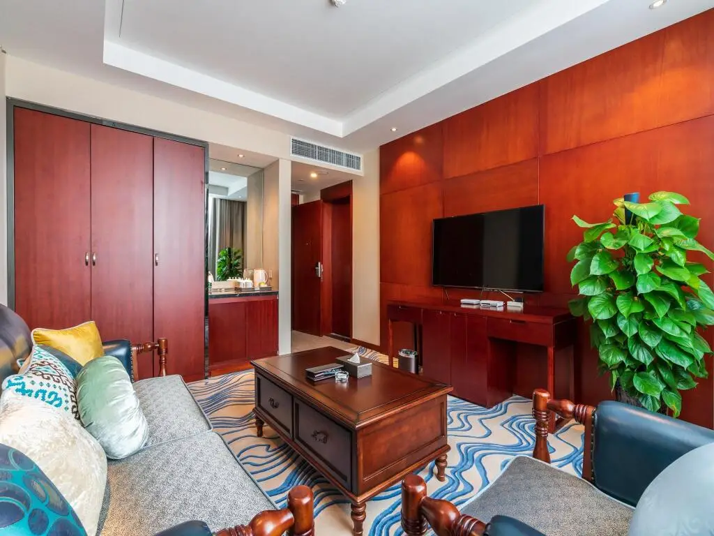 Xuchang Aviation Hotel — фото 1