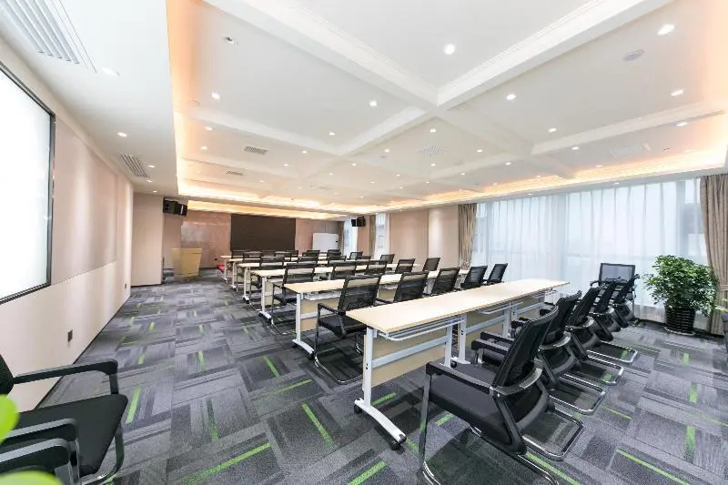 Чжанцзяцзе: Ji Hotel Zhangjiajie Tianmenshan
