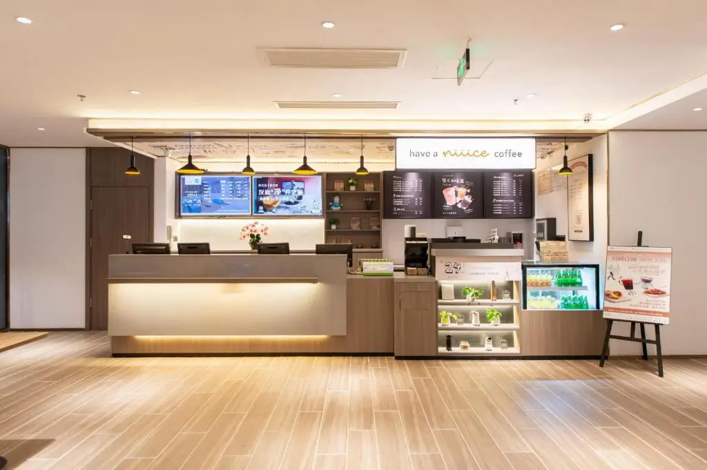 Далянь: Hanting Hotel Dalian Railway Station