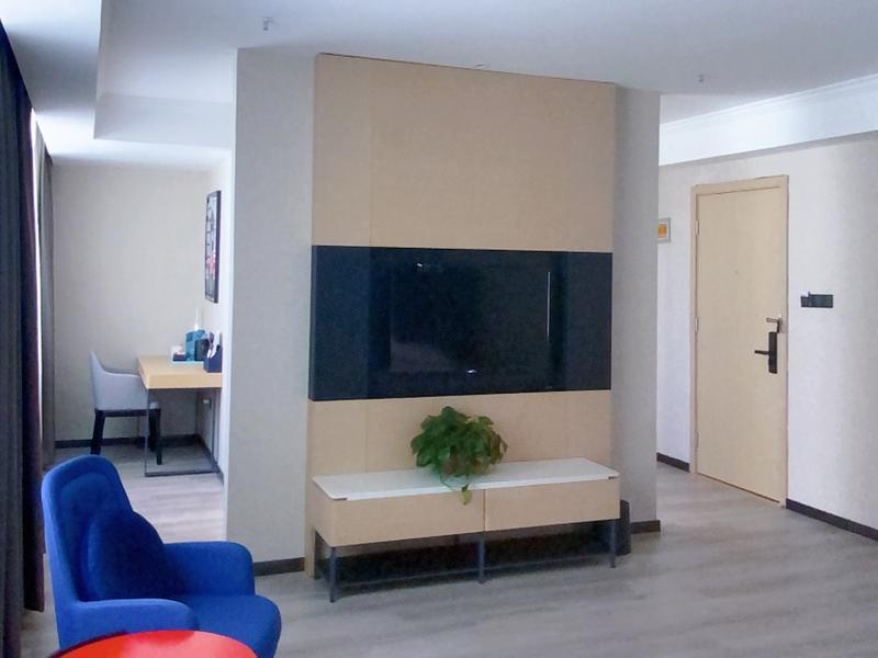Голмуд: LANO Hotel Qinghai Golmud Middle Bayi Road