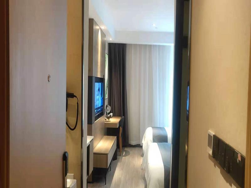 Тяньцзинь: UP AND IN Hotel Tianjin Dongli District Konggang Huaming Town
