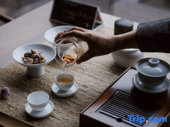 Ханчжоу: Found Retreat Jiande Hangzhou