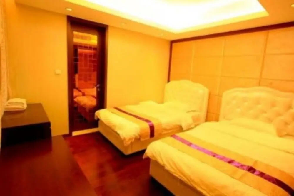 Гуанчжоу: Moon River Villa No 4