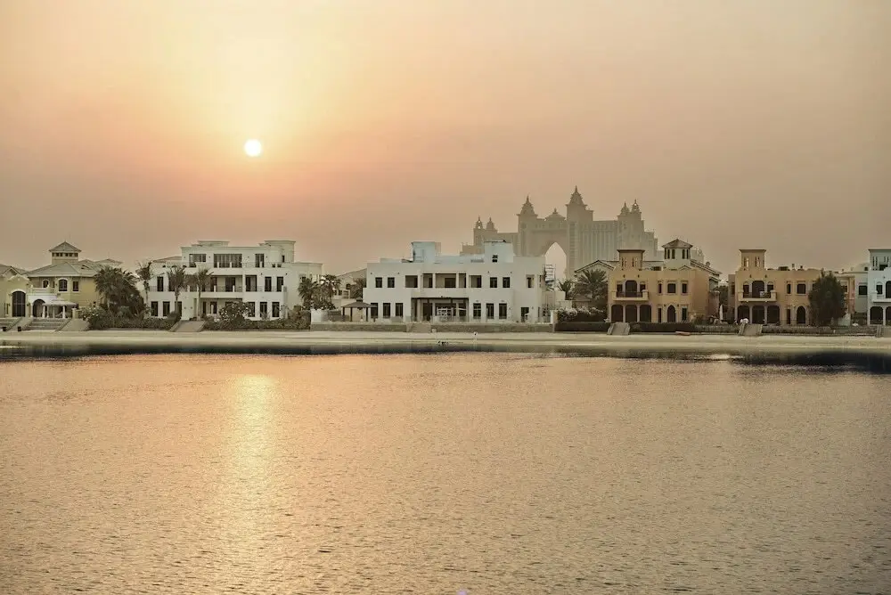 The Palm Jumeirah Villas - Frond E — фото 1