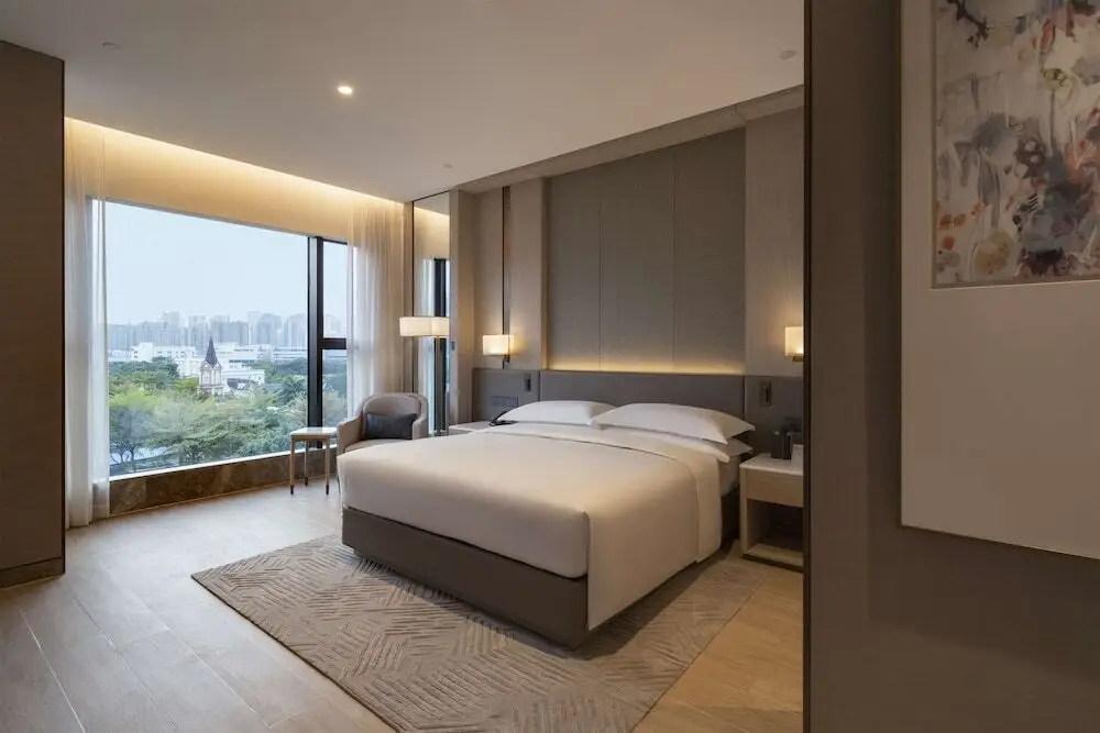 Шэньчжэнь: DoubleTree by Hilton Shenzhen Nanshan