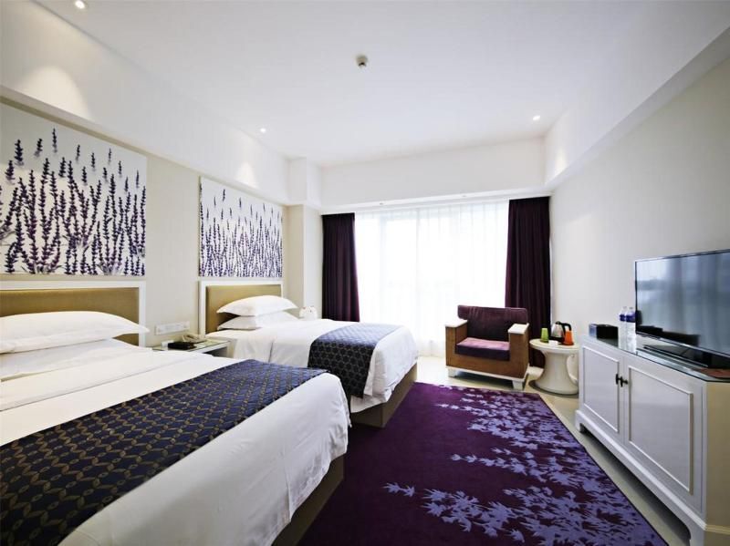 Куньмин: Howard Johnson By Wyndham City Of Flower Hotel Kunming
