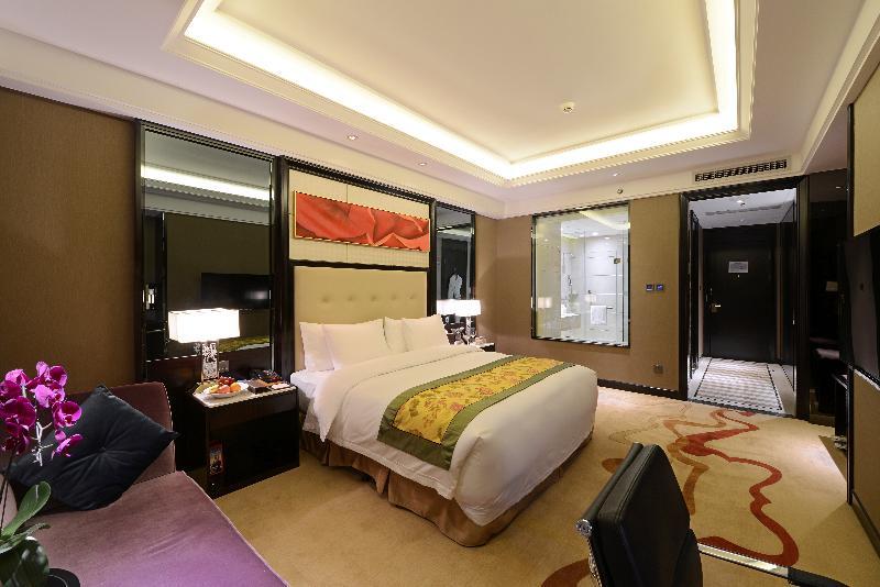 Чэнду: Days Inn and Suites Chengdu Dading