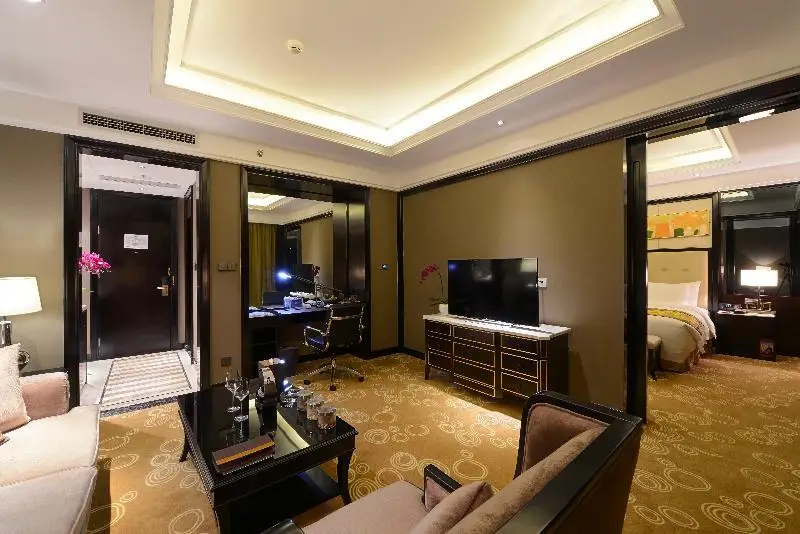 Чэнду: Days Inn and Suites Chengdu Dading