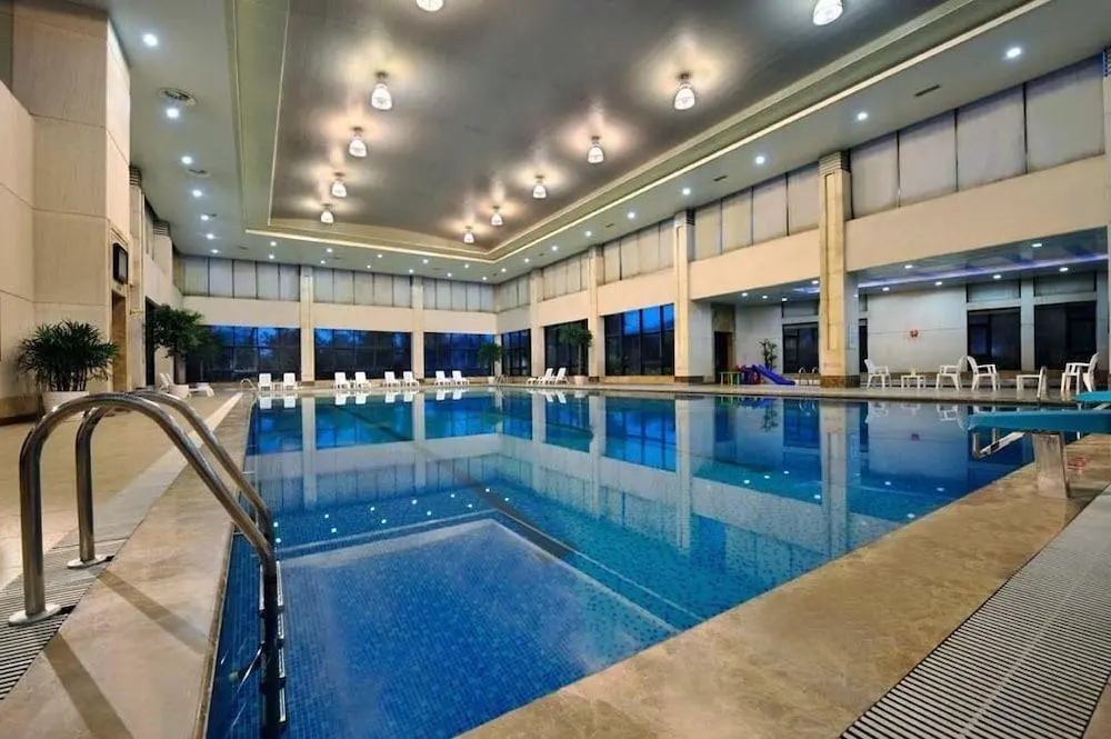 Ханчжоу: Crowne Plaza Hangzhou Xanadu Resort