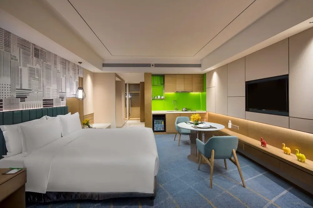 Ланьчжоу: Holiday Inn  Suites Lanzhou Center