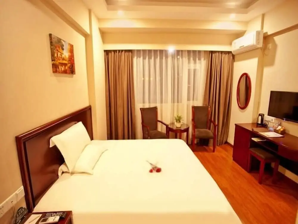 Чжухай: GreenTree Inn Zhuhai Changlong Airport