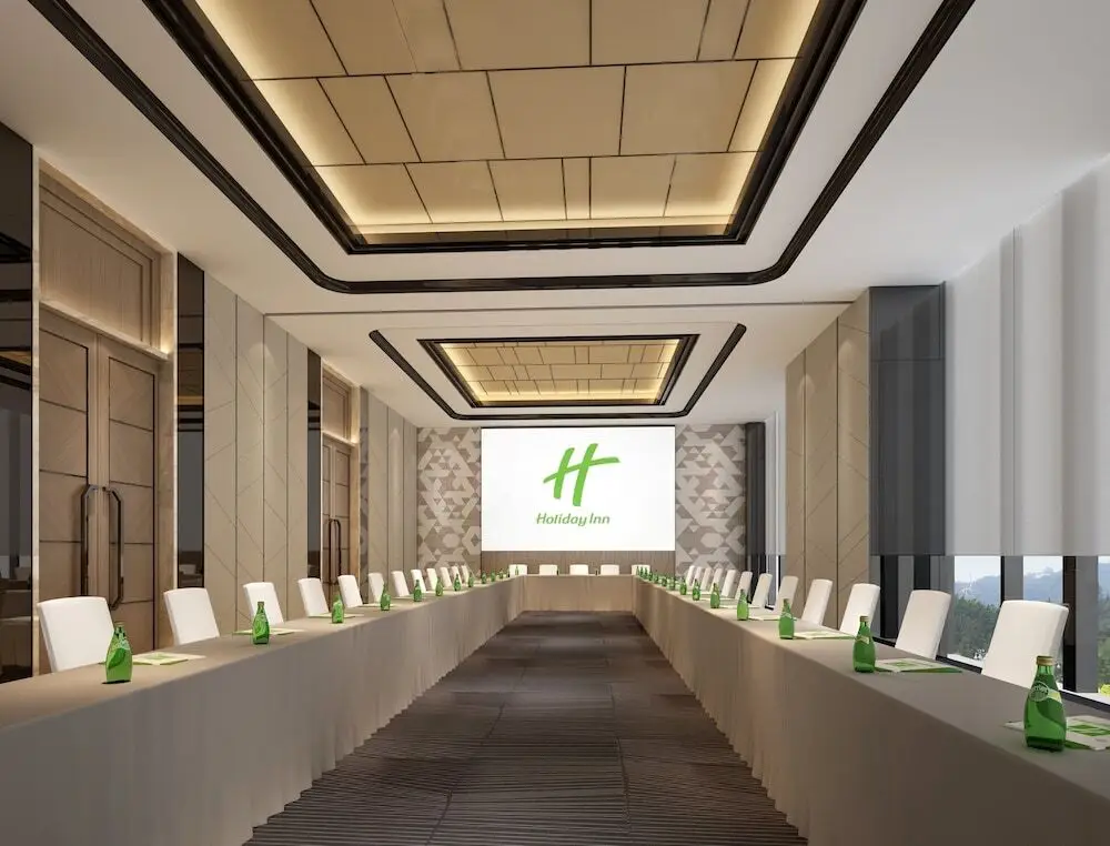 Гуанчжоу: Holiday Inn Guangzhou South Lake