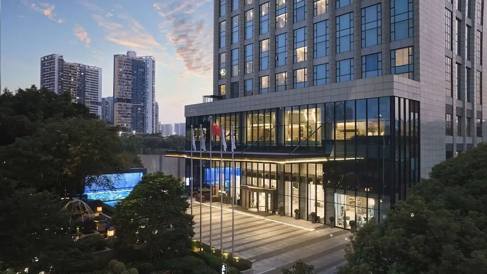 DoubleTree by Hilton Shenzhen Nanshan Hotel & Residences — фото 1