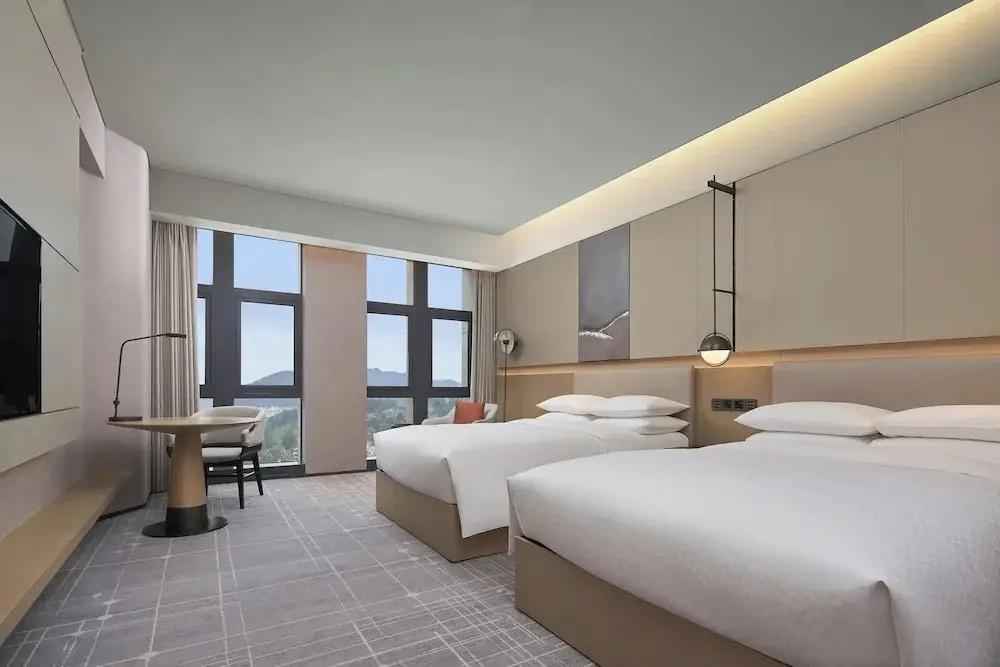 Гуйян: Four Points by Sheraton Guiyang Huaxi