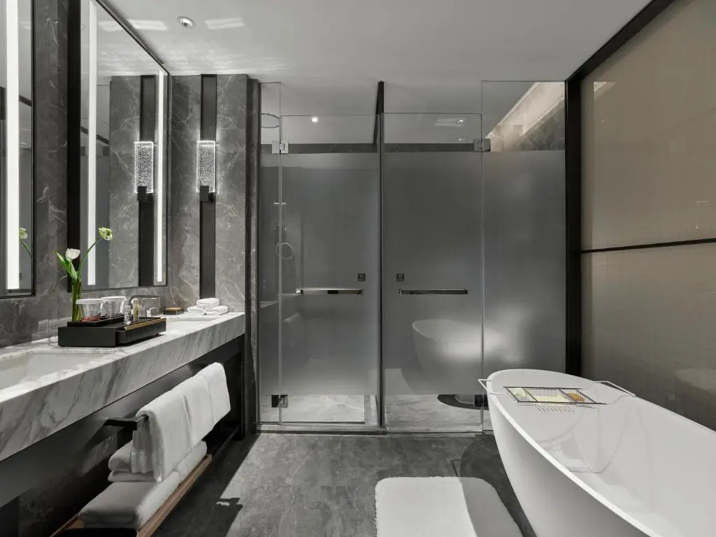 Чэнду: DoubleTree by Hilton Chengdu Riverside - Close to Panda Base and Chengdu East Railway