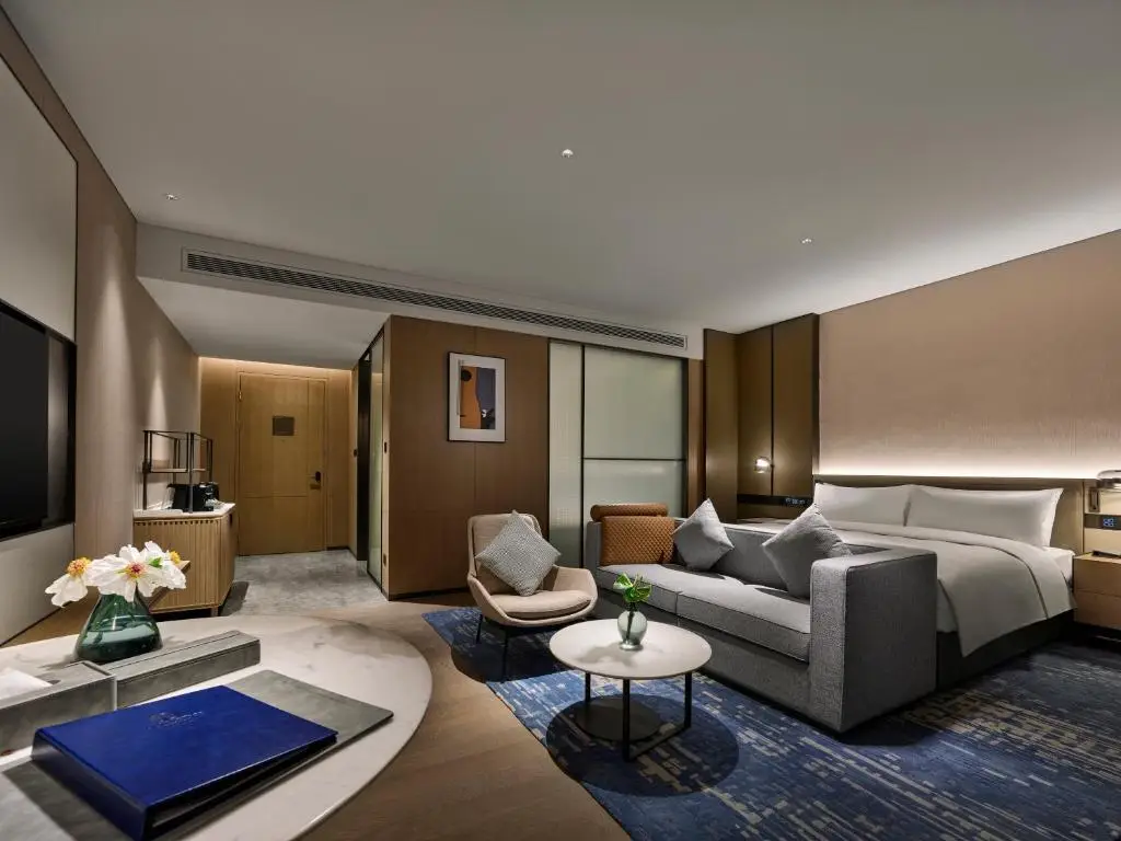 Чэнду: DoubleTree by Hilton Chengdu Riverside - Close to Panda Base and Chengdu East Railway