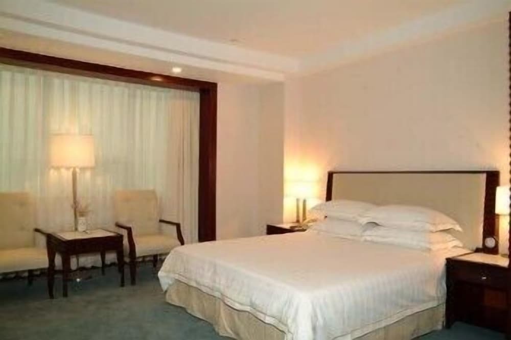 Ухань: Hongyi Hotel Wuhan University